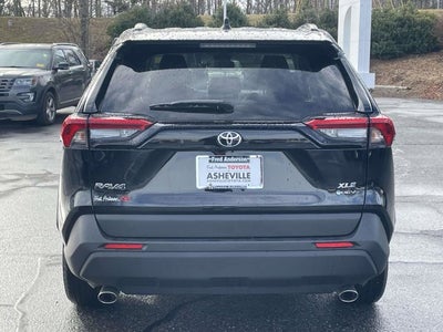 2025 Toyota RAV4 Hybrid XLE
