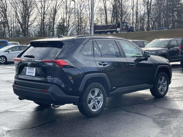 2025 Toyota RAV4 Hybrid XLE