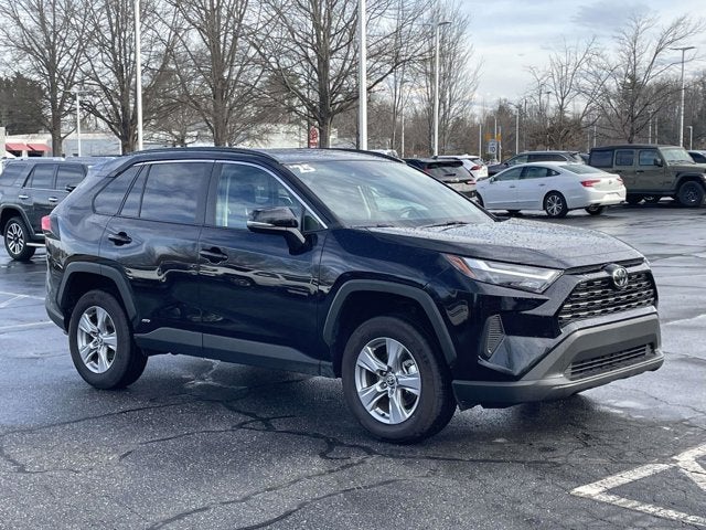 2025 Toyota RAV4 Hybrid XLE