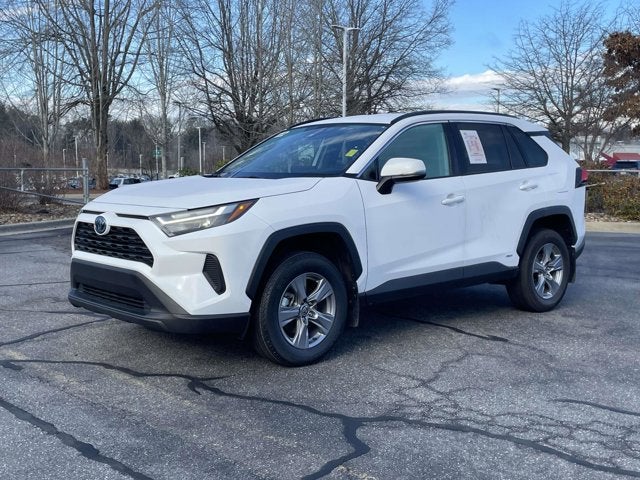2022 Toyota RAV4 Hybrid XLE