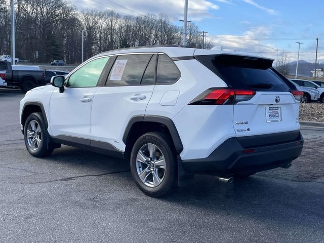 2022 Toyota RAV4 Hybrid XLE