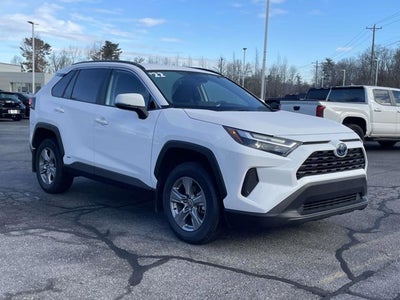 2022 Toyota RAV4 Hybrid XLE