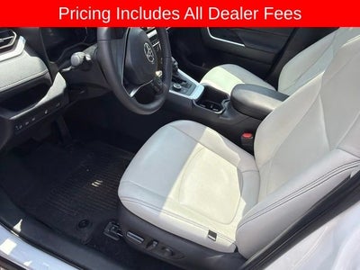 2025 Toyota RAV4 Hybrid XLE