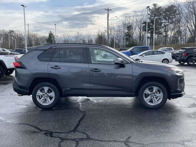 2025 Toyota RAV4 Hybrid XLE