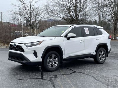 2024 Toyota RAV4 Hybrid XLE