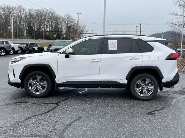 2024 Toyota RAV4 Hybrid XLE