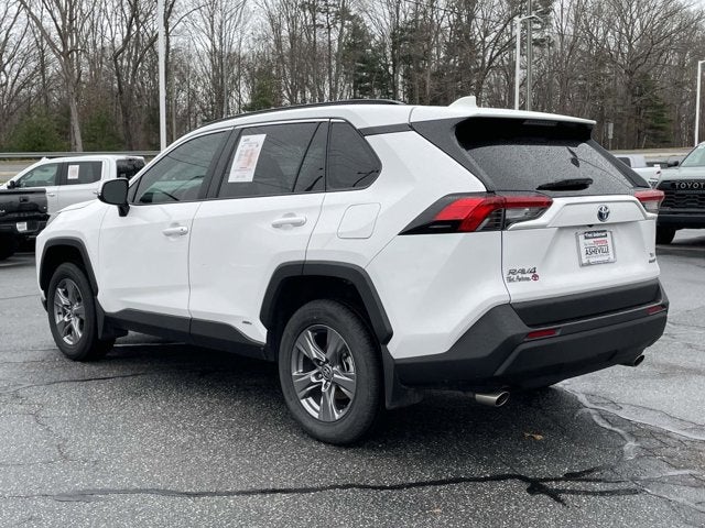 2024 Toyota RAV4 Hybrid XLE