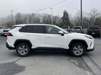 2025 Toyota RAV4 Hybrid XLE