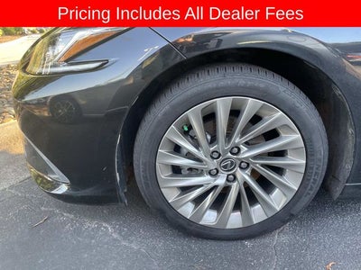 2019 Lexus ES Hybrid 300h Luxury
