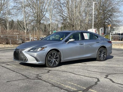 2024 Lexus ES 250