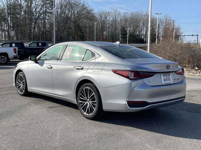 2024 Lexus ES 250