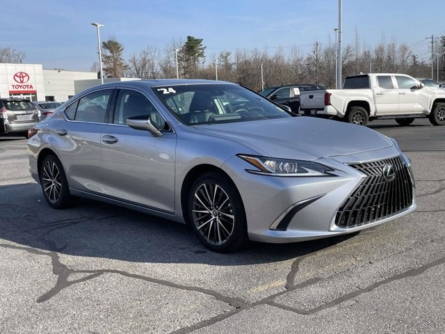 2024 Lexus ES 250