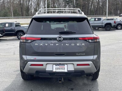2023 Nissan Pathfinder Platinum