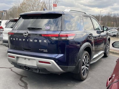 2025 Nissan Pathfinder Platinum