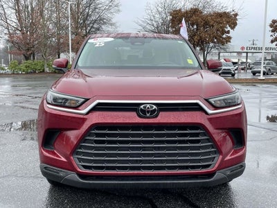 2025 Toyota Grand Highlander LE