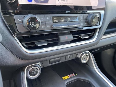 2024 Toyota GRAND HIGHLANDER XLE
