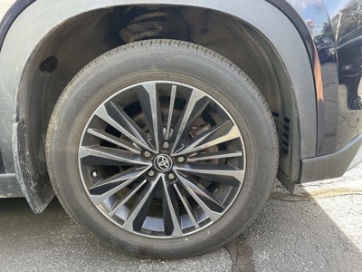 2024 Toyota Grand Highlander Hybrid MAX Platinum