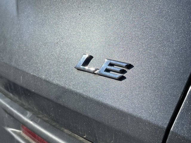 2025 Toyota Sienna LE