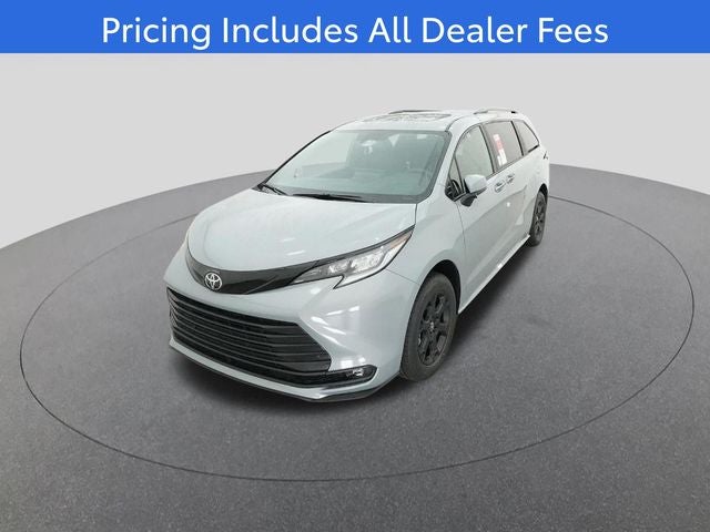 2026 Toyota Sienna Woodland Edition 7 Passenger