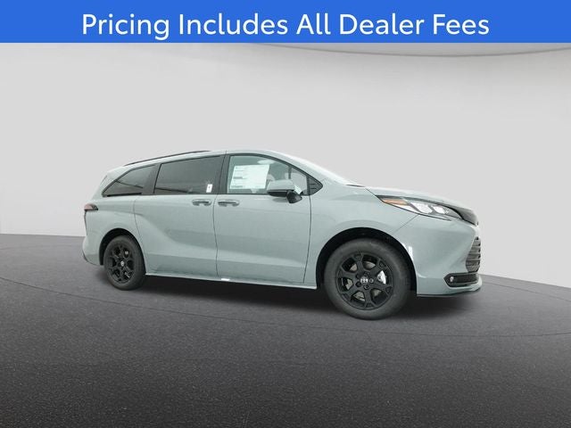 2026 Toyota Sienna Woodland Edition 7 Passenger