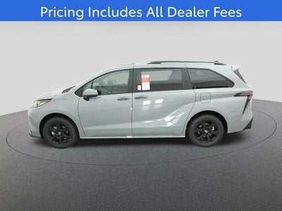 2026 Toyota Sienna Woodland Edition 7 Passenger