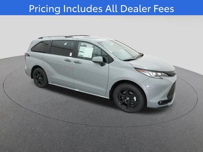 2026 Toyota Sienna Woodland Edition 7 Passenger