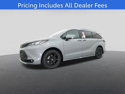 2026 Toyota Sienna Woodland Edition 7 Passenger