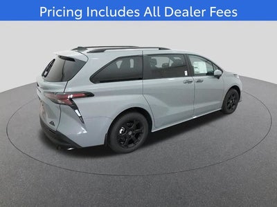 2026 Toyota Sienna Woodland Edition 7 Passenger