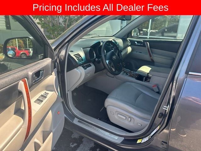 2013 Toyota HIGHLANDER Limited