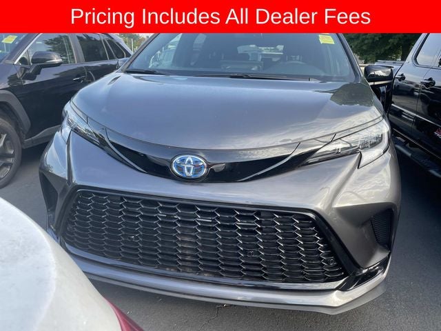 2025 Toyota Sienna XSE 7 Passenger