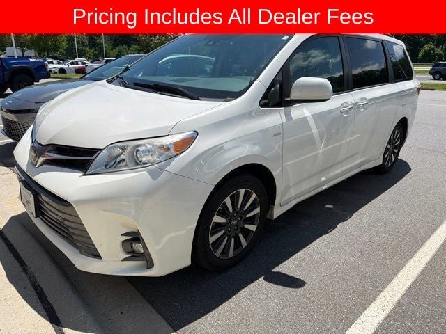 2018 Toyota Sienna XLE 7 Passenger
