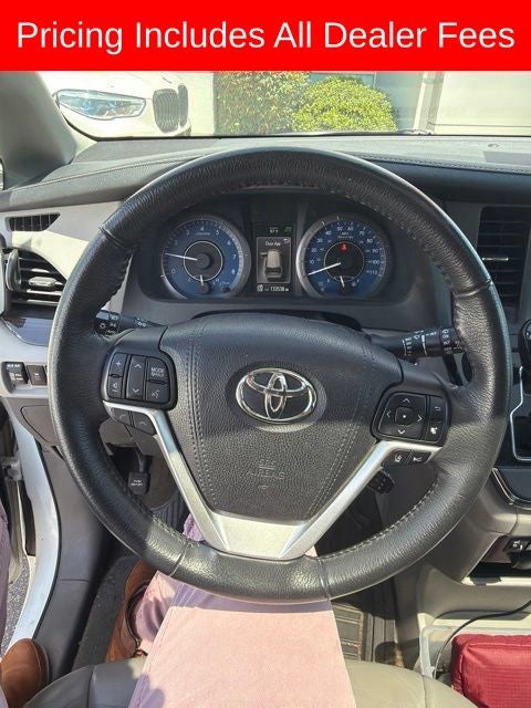 2018 Toyota Sienna XLE 7 Passenger
