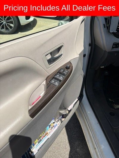 2018 Toyota Sienna XLE 7 Passenger