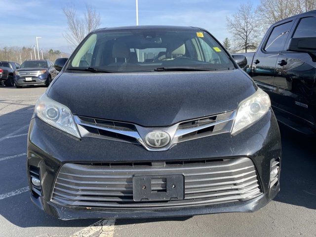 2018 Toyota Sienna XLE