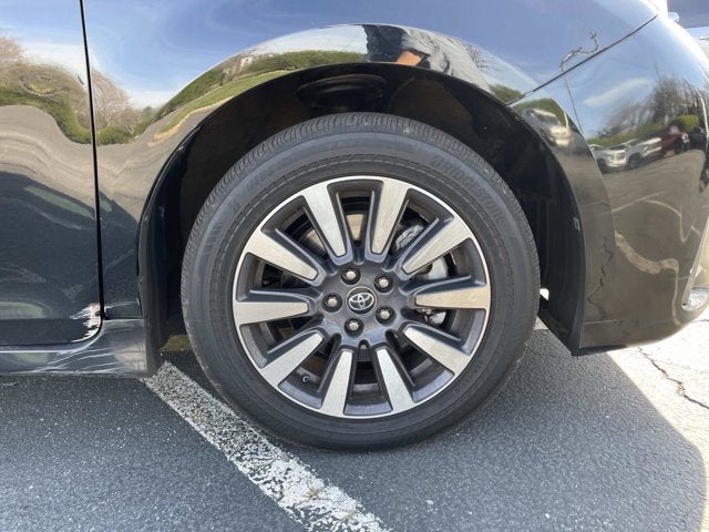 2018 Toyota Sienna XLE