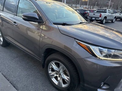 2017 Toyota Highlander Limited