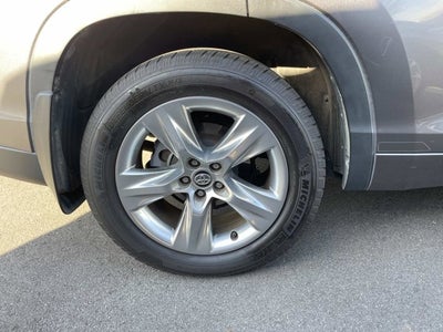 2017 Toyota Highlander Limited
