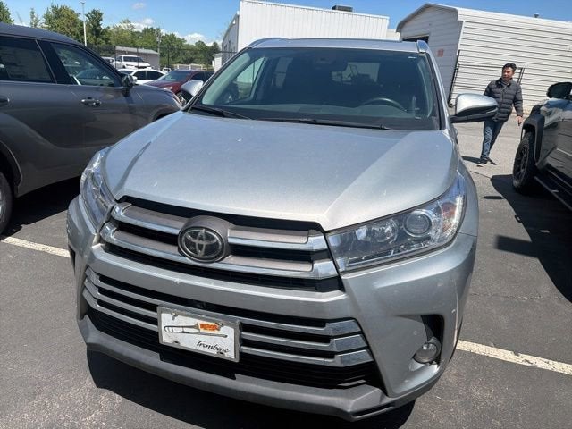 2018 Toyota Highlander Limited Platinum