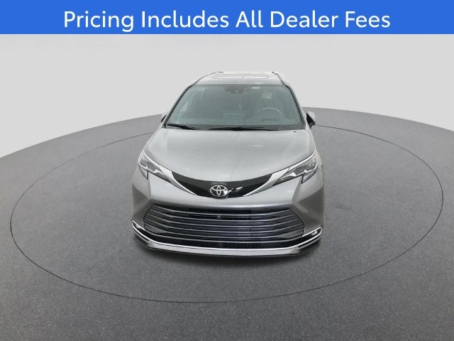 2026 Toyota Sienna Platinum 7 Passenger