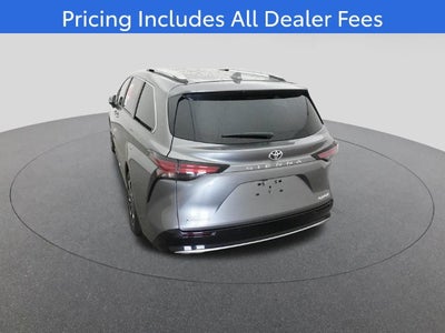 2026 Toyota Sienna Platinum 7 Passenger