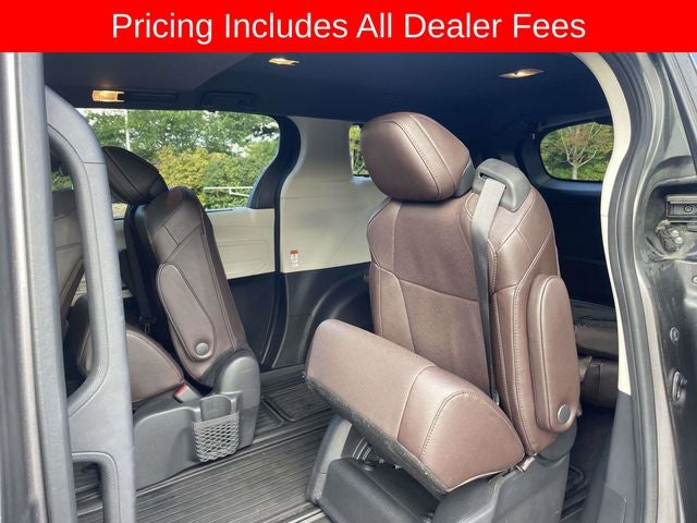 2023 Toyota Sienna Platinum 7 Passenger