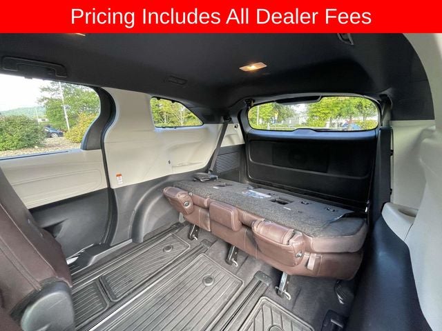 2023 Toyota Sienna Platinum 7 Passenger
