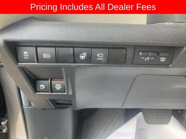 2023 Toyota Sienna Platinum 7 Passenger