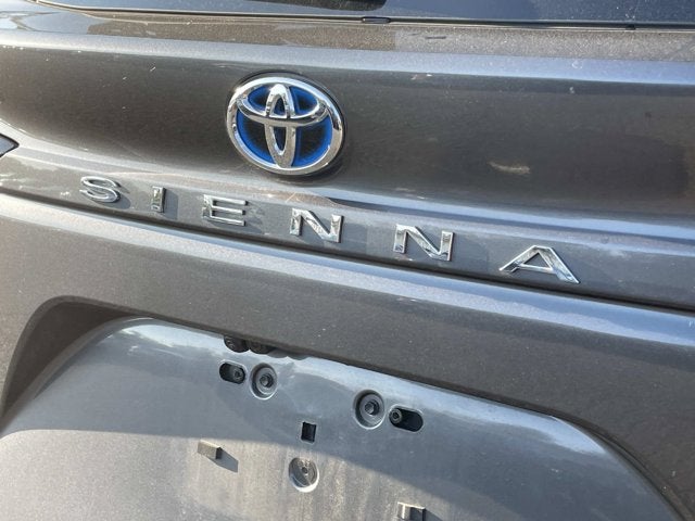 2025 Toyota Sienna Platinum 7 Passenger