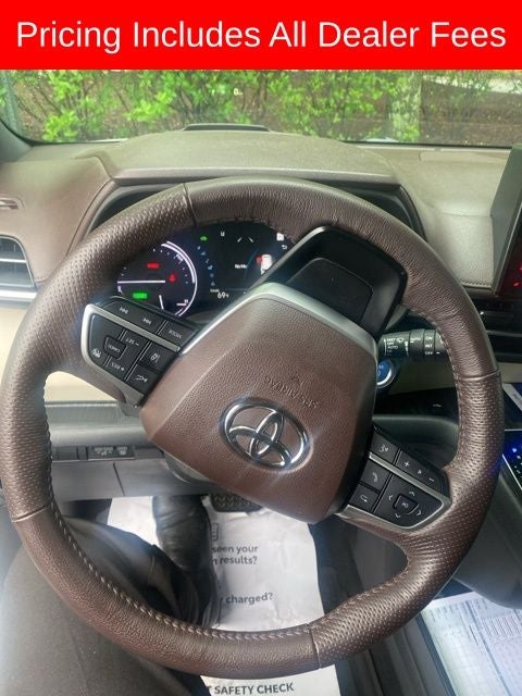 2022 Toyota Sienna Platinum 7 Passenger