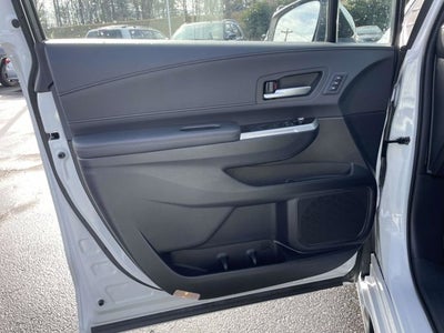 2025 Toyota Sienna Platinum