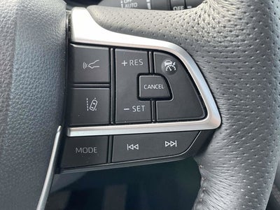 2025 Toyota Sienna Platinum