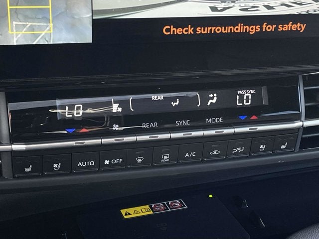 2025 Toyota Sienna Platinum