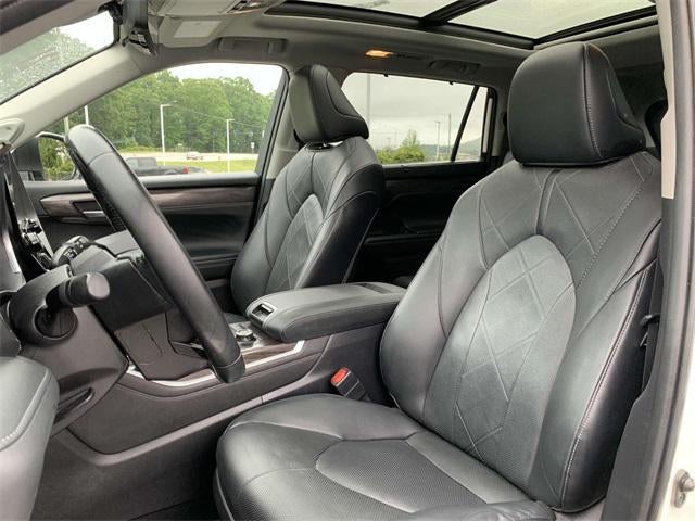 2021 Toyota Highlander Platinum