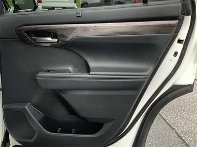 2021 Toyota Highlander Platinum